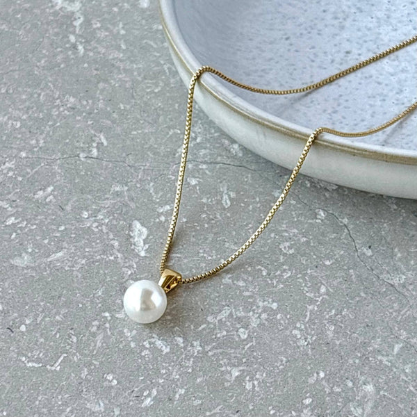 Pearl Pendant Necklace — Tarnish Resistant Gold
